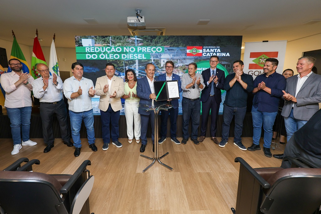 Governo do Estado garante óleo diesel mais barato para embarcações pesqueiras de Santa Catarina